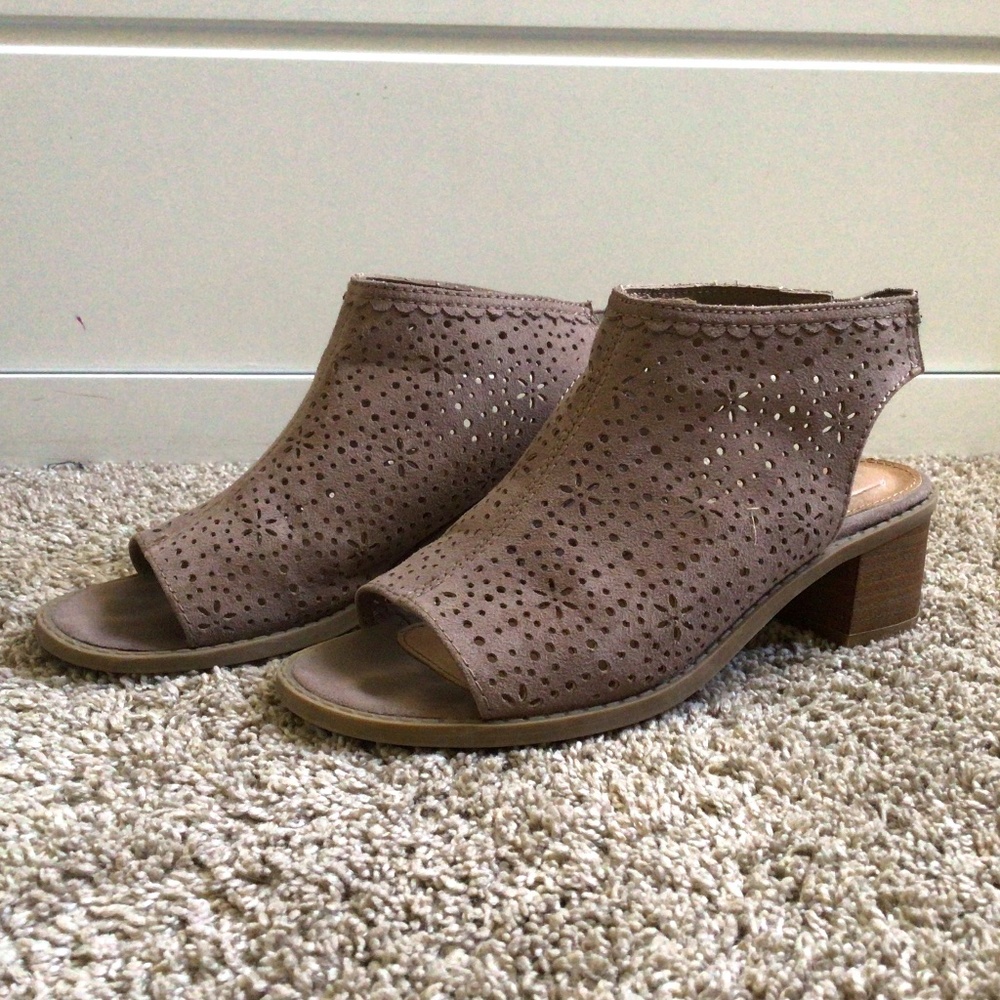 Kids heels 👠